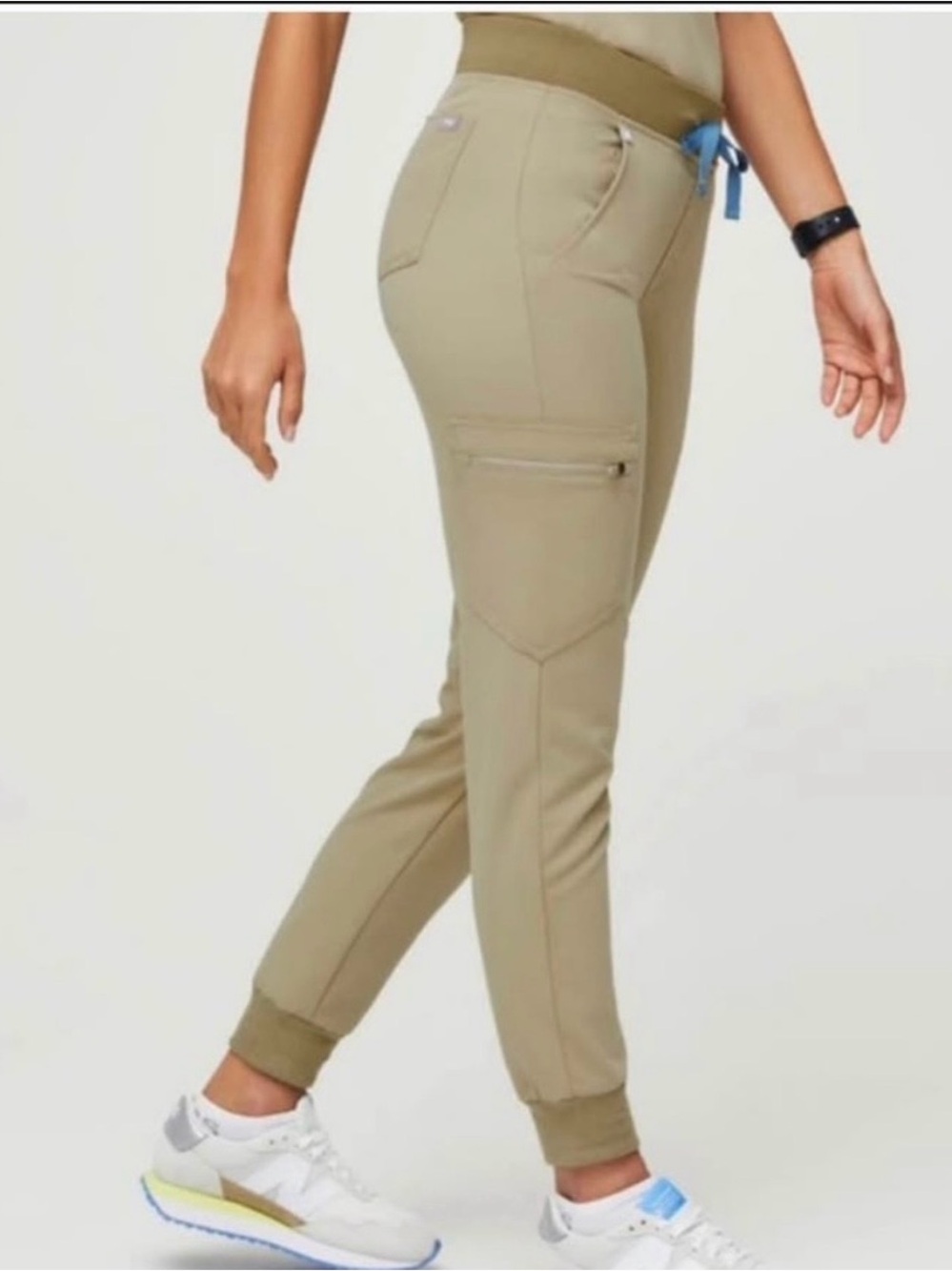 Figs Technical Collection High Waist Zamora Sandstone Jogger Scrub Pants XL.